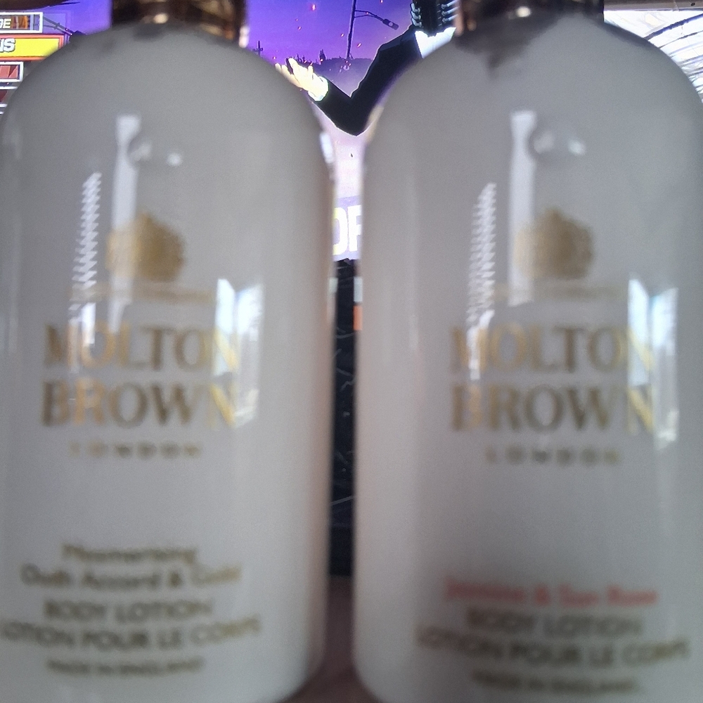 Molton Brown White & Gold Luxury Body Lotion Duo
